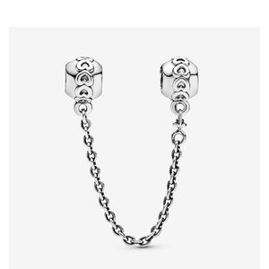 Pandora Band of Hearts Safety Chain